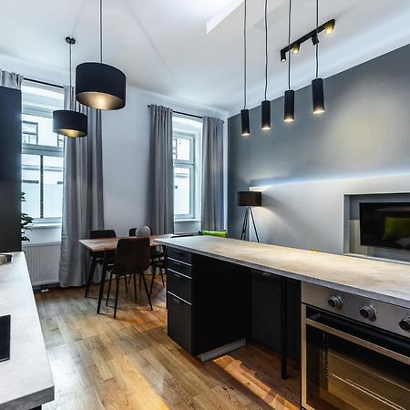 Stylish Designed Apartment In A Top Location Відень Екстер'єр фото