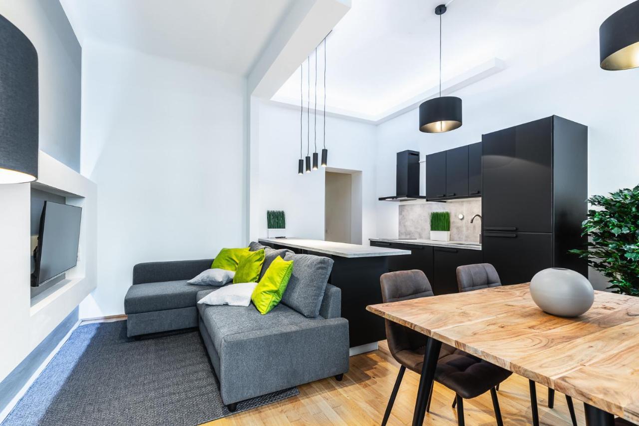 Stylish Designed Apartment In A Top Location Відень Екстер'єр фото